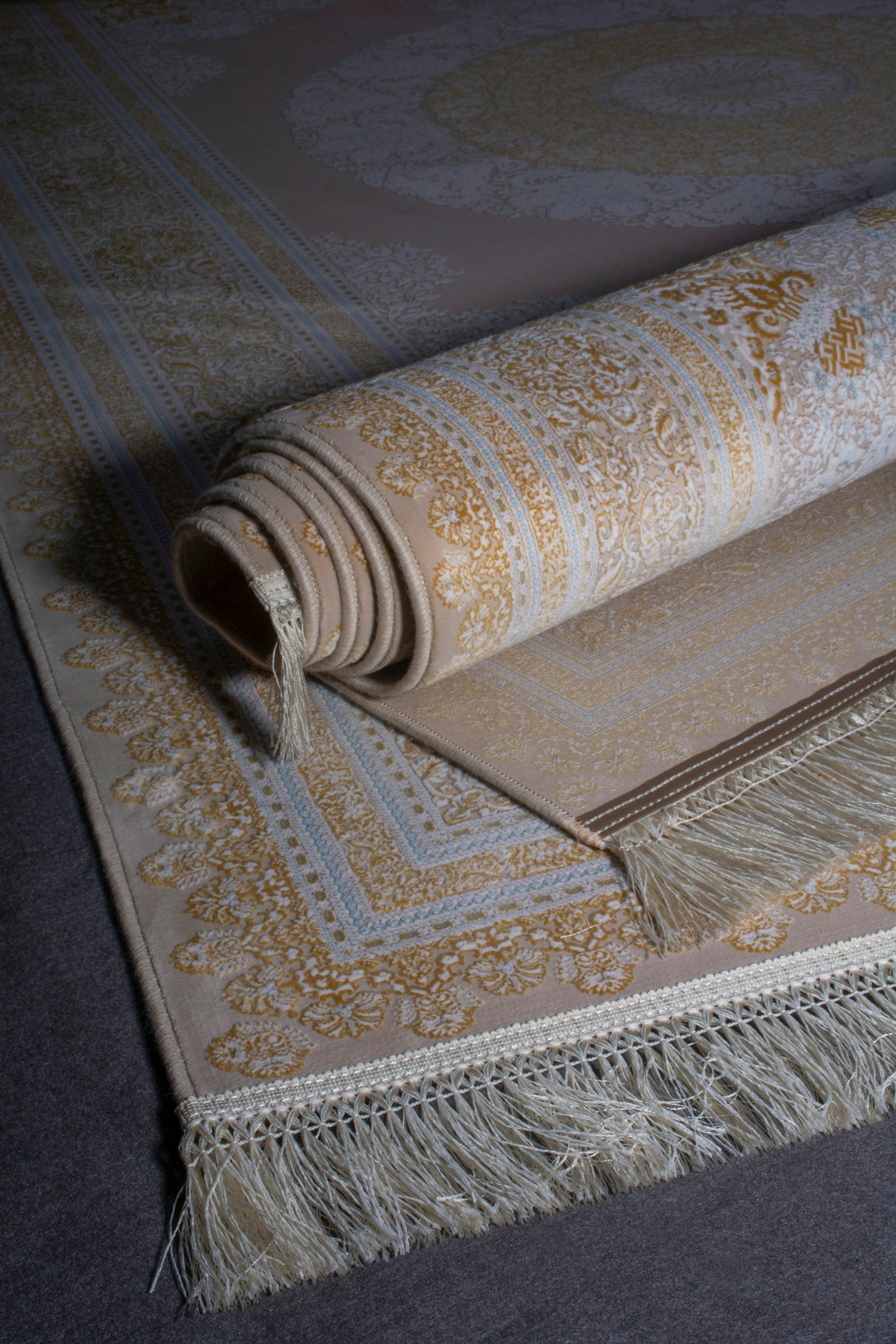 Curtain and carpet cleaning